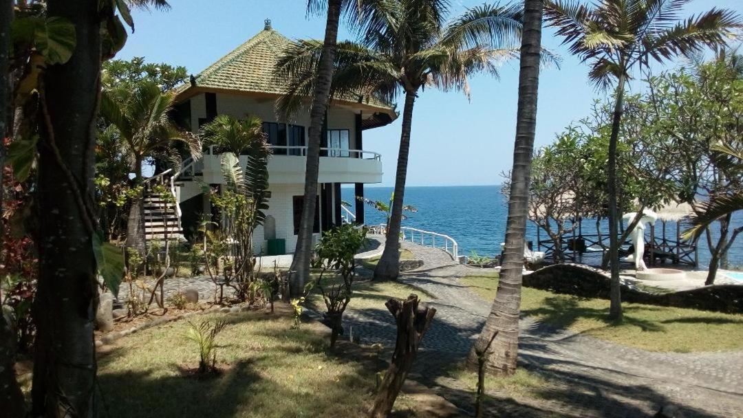 Arjunabungalows Seraya Exterior photo